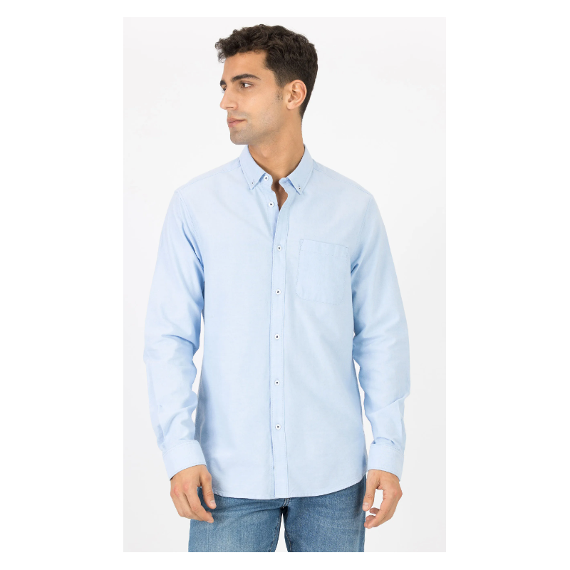 Camicia da Uomo con colletto a patta con bottoni e maniche lunghe. Chiusura frontale con bottoni. Tasca frontale. 10046898 Tommy