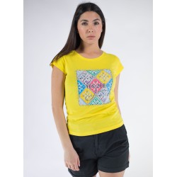 T-shirt da donna girocollo a maniche corte con stampa sul davanti T257/T903  GIALLO   0322 Yes Zee