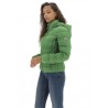 GIUBBINO DONNA SAGOMATO TRAPUNTATO CON CAPPUCCIO Yes Zee J007 M800  a 0900 VERDE Tessuto: 100%PL Collezione autunno/inverno